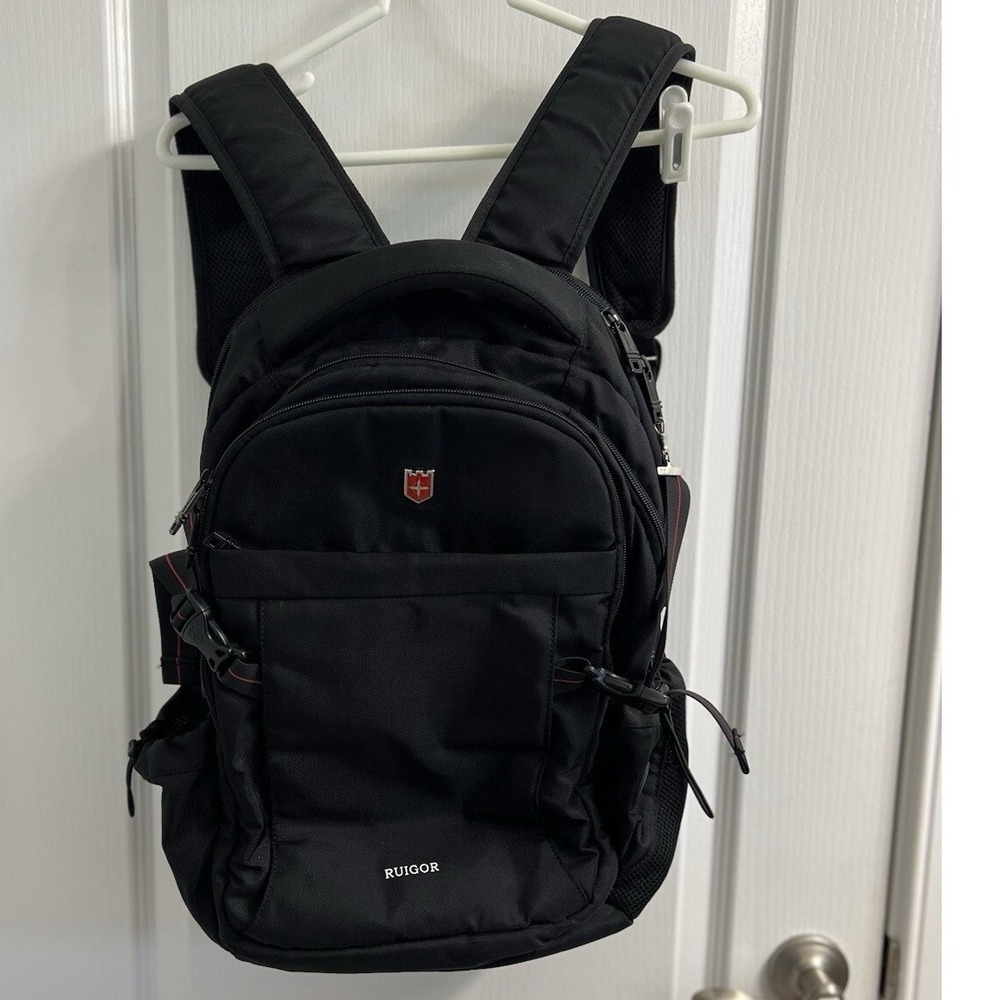 Ruigor Icon Series RGB6424 Black Laptop Backpack 15.6 USB Port 28 Qt Tech Bag